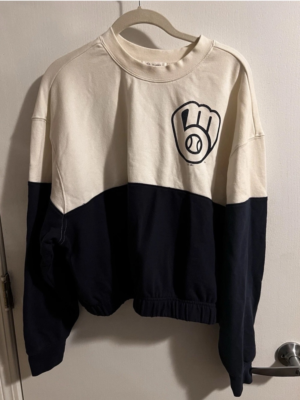 ’47 Milwaukee Brewers Women’s Crop Sweatshirt Size XL White Navy Blue MLB